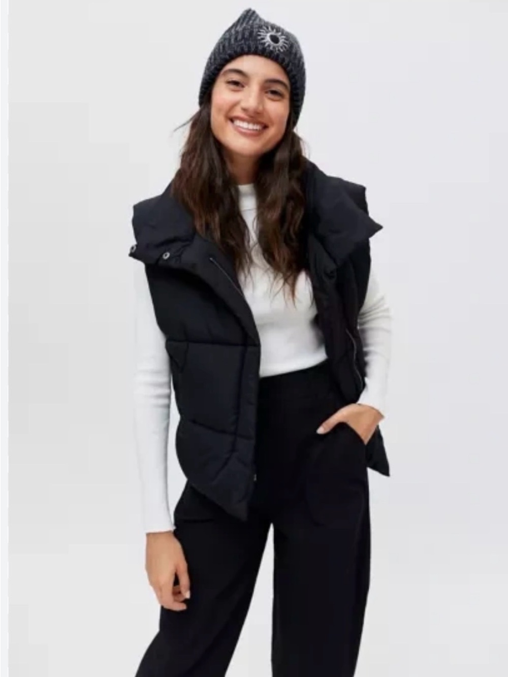 Urban Outfitters Uo Corrine Puffer Vest- Black